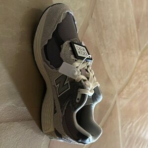 Brand new in box original tags never worn